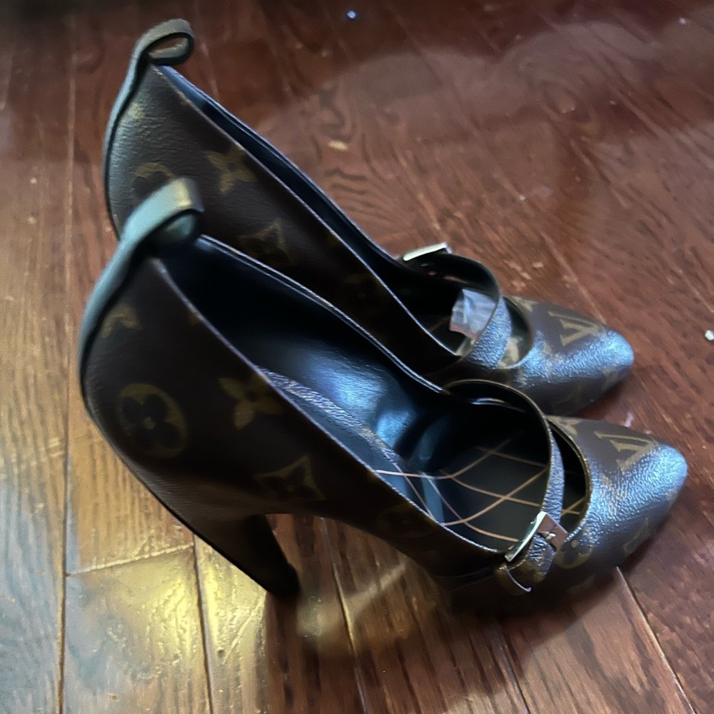 LV Pumps